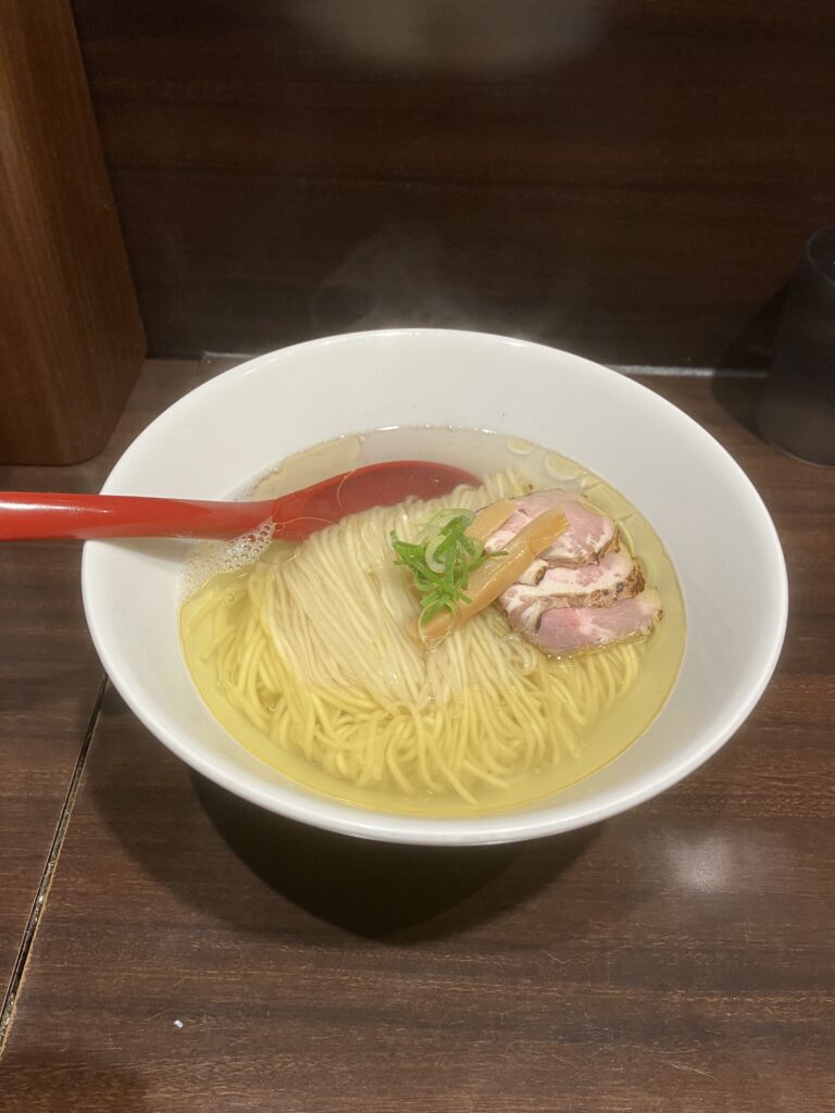 よしかわ　西台　名古屋コーチン　塩ラーメン