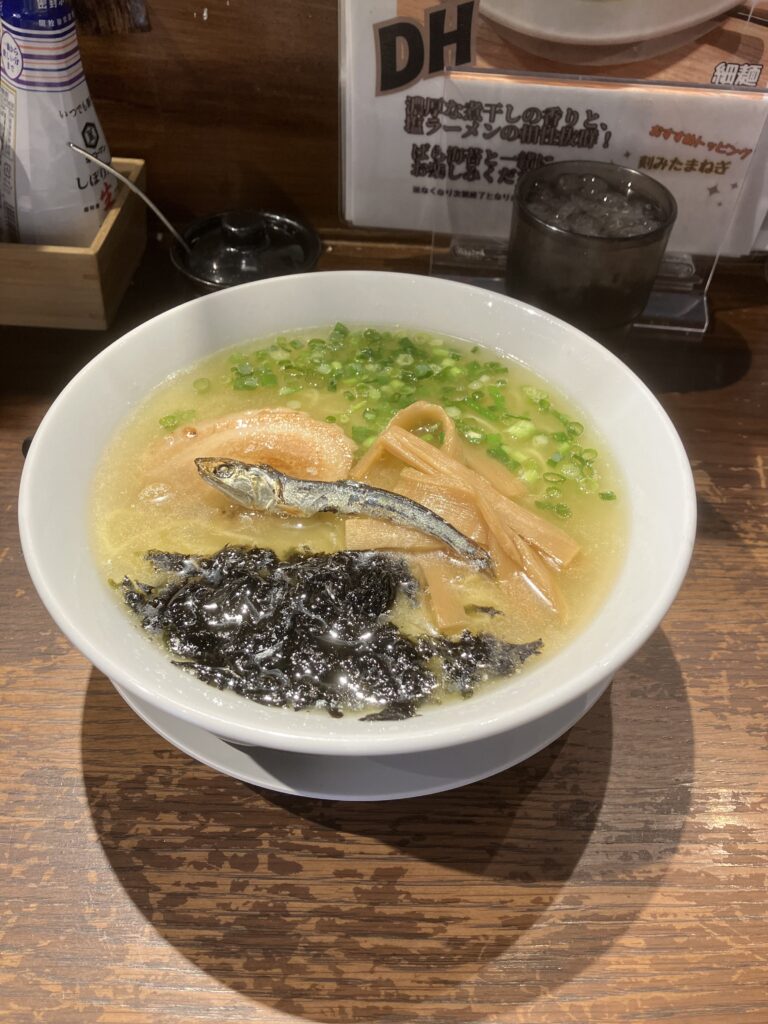 ラーメン勇人　煮干ししおらーめん　燕三条